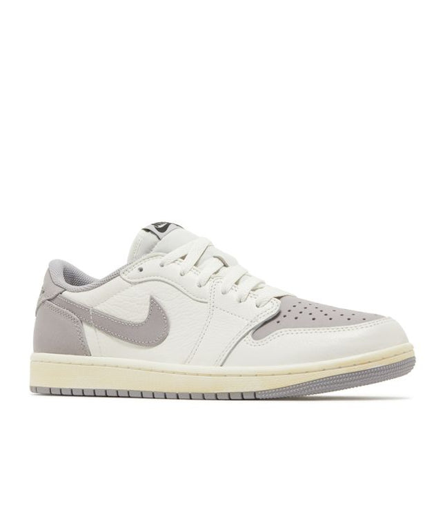 Jordan 1 Retro Low OG Atmosphere Grey