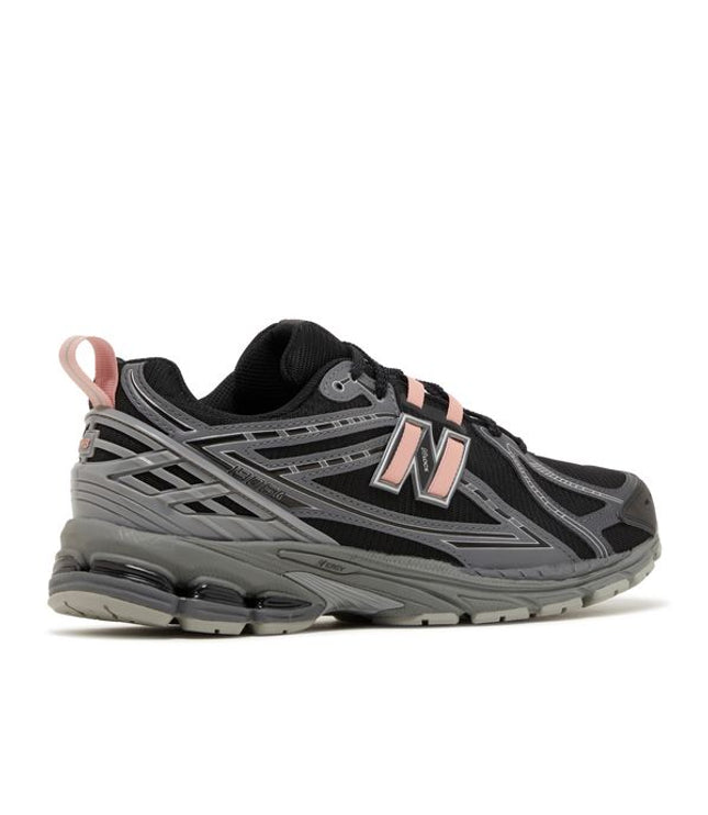 New Balance 1906R Black Pink Moon