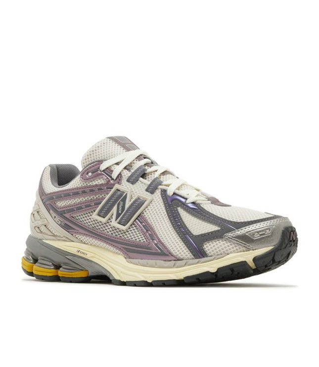 New Balance 1906R Licorice