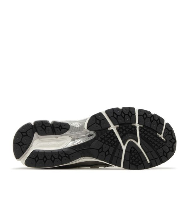 New Balance 1906R Silver Black