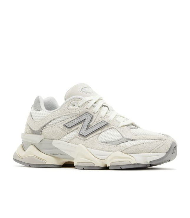 New Balance 9060 Moonbeam Sea Salt