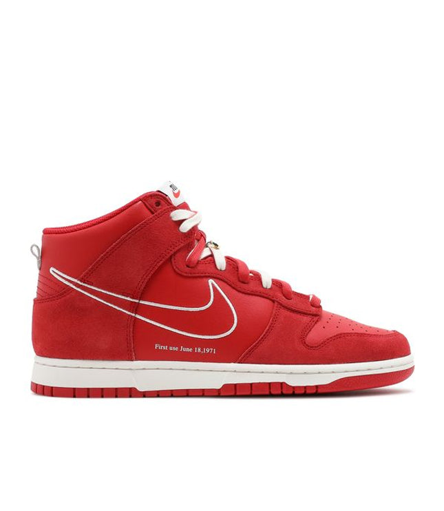 Nike Dunk High First Use Red