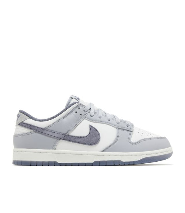 Nike Dunk Low SE Light Carbon