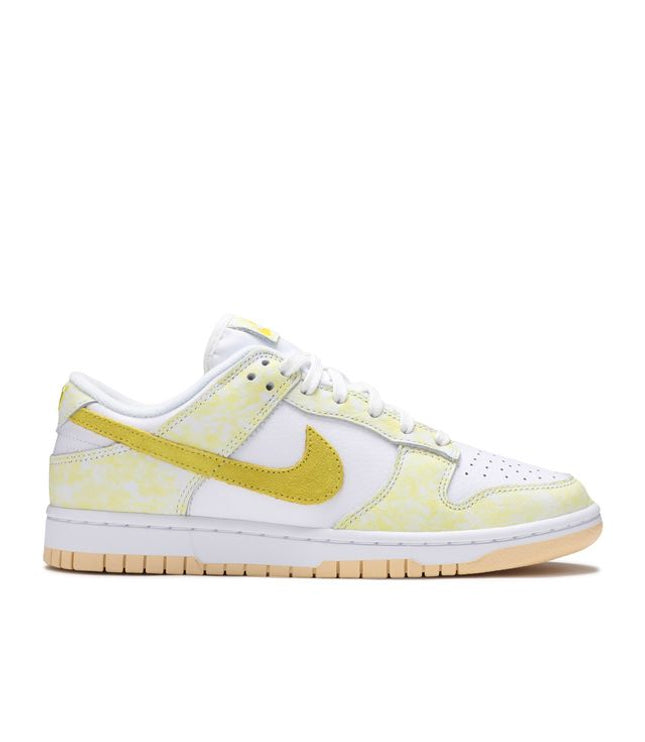 Nike Dunk Low Yellow Strike (W)