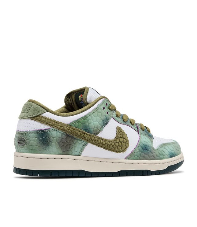 Nike SB Dunk Low Alexis Sablone Chameleon