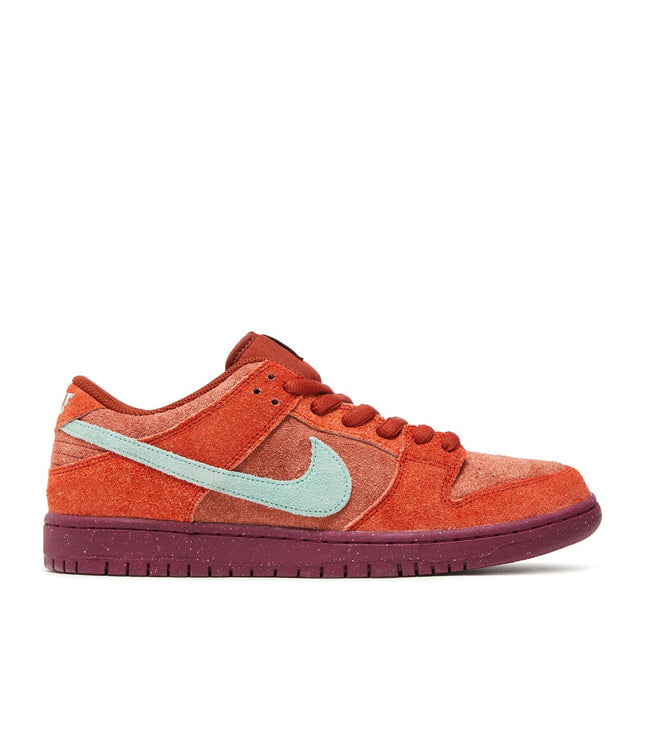Nike SB Dunk Low Mystic Red Rosewood