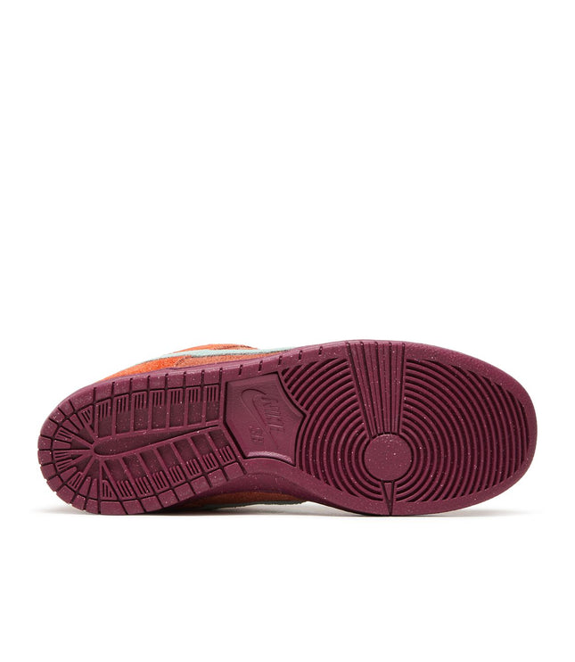 Nike SB Dunk Low Mystic Red Rosewood
