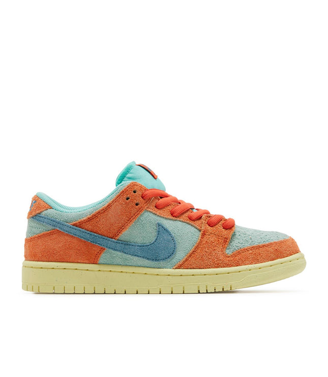 Nike SB Dunk Low Orange Emerald Rise