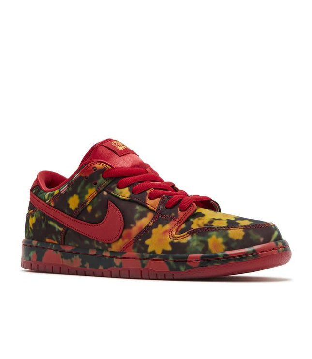 Nike SB Dunk Low The Wizard of Oz Poppy Field