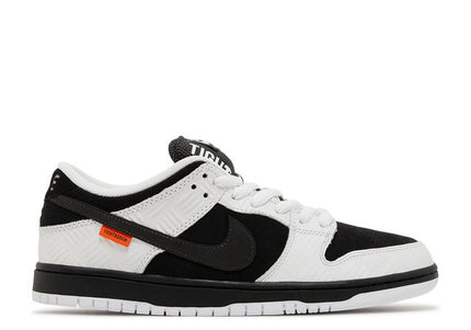 Nike SB Dunk Low Tightbooth