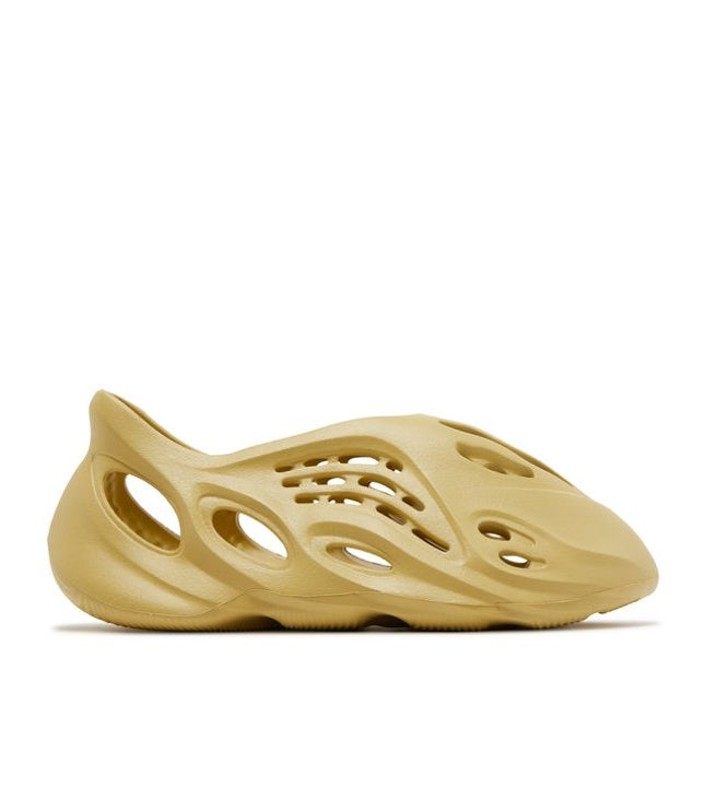 adidas Yeezy Foam RNNR Sulfur